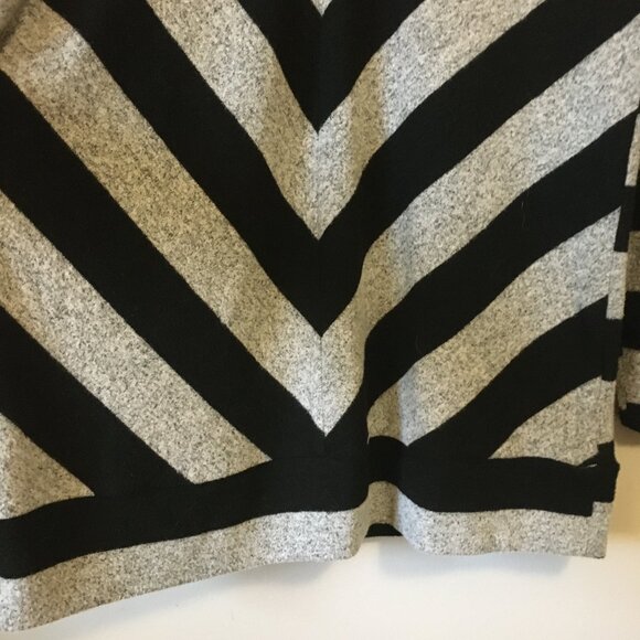 Punky Grey Black Tire Chevron Stripe Sweater - Picture 4 of 16